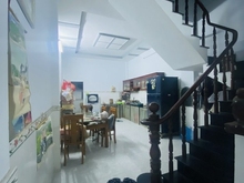 Hình ảnh Bán nhà 2 tầng kiên cố gần mặt tiền Đường lớn Nguyễn thị Huê Hóc Môn