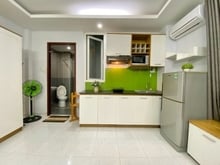 Hình ảnh GIẢM 500k Phòng full nội thất, bếp cực xịn, gần sân bay, có thang máy