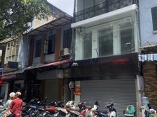 Hình ảnh Cho thuê nhà nguyên căn phố cổ Hà Nội dt : 60m2 /mặt tiền: 5m siêu hot