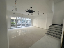 Hình ảnh Chính Chủ Cần Cho Thuê Gấp SHop House Mặt Đường Số 4