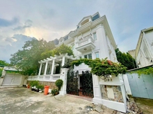 Hình ảnh Biệt Thự Kiến Trúc Châu Âu Ngay Tại Thảo Điền Hơn 400 m2 Chỉ 6000 usd