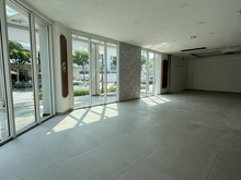 Hình ảnh Cho thuê 200m2/sàn văn phòng, căn góc Tầng Trệt, tầng 1 Saritown Sala.
