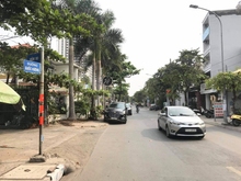 Hình ảnh Chính chủ bán khuôn đất Biệt thự 10X21m Thảo Điền, Quận 2 giá 200tr/m2