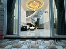 Hình ảnh Nhà đẹp giá rẻ NHỈNH 1 TỶ 420 TUYẾN  ĐƯỜNG LỚN PHẠM VĂN ĐỒNG TĐ 55m2