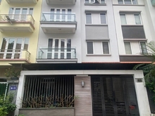 Hình ảnh Cho thuê biệt thự Hoàng Quốc Việt, Cầu Giấy 130 mét, 4 tầng mới đẹp