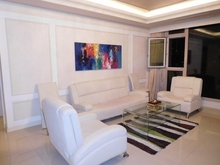 Hình ảnh Chủ nhà bán gấp CC 2A Trần Nhật Duật Q.1. 65m2, 2P, sổ hồng, căn góc.