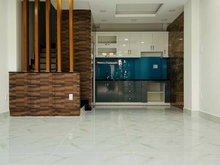Hình ảnh Hot!!! Nhà 4 tầng, 40m2, hẻm xe hơi, đường Nguyễn Thượng Hiền