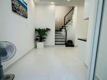 Hình ảnh HÀNG HIẾM Phan Đăng Lưu, Phú Nhuận,dt 36m2,3PN, CÓ SÂN THƯỢNG