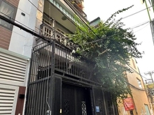 Hình ảnh 🏘️Bán nhà xây chắc chắn Bùi Đình Tuý, cách mặt đường 15m 💵 1 tỷ 770
