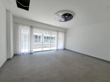 Hình ảnh Văn phòng Sala saritown 200m2 -lầu 2 giá 69 triệu/ tháng