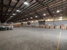 Hình ảnh Cho thuê kho đẹp sạch sẽ 2200m2 trần cao tại Xa Lộ Hà Nội - Thủ Đức.