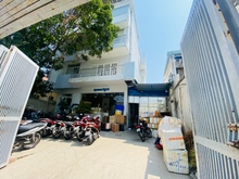 Hình ảnh Cho Thuê Nguyên Căn ngang 12M MT Ung Văn Khiêm, P. 25, Q. Bình Thạnh !