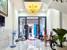 Hình ảnh Ngộp! Bán gấp nhà 4 tầng 61m2 - Dòng tiền 20tr/tháng - Chỉ 100tr/m2