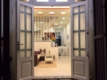 Hình ảnh Ly dị bán nhà 1T1L Bà Hom, Q.6 63m2, Giá 900tr nhà mới hẻm xe hơi shr