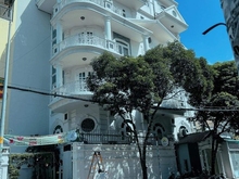 Hình ảnh 2 phòng cao cấp full nội thất trong biệt thự Villa, sạch sẽ, đẹp, 35m2