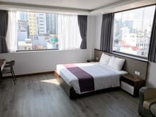 Hình ảnh Cho Thuê Căn Hộ UNG VĂN KHIÊM Cửa Sổ Lớn View Landmark Gần Quận 2