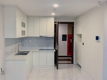 Hình ảnh - Có sẵn tủ bếp trên dưới + bồn rửa, rèm, giàn phơi - Nhà mới nhận bàn
