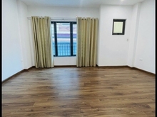 Hình ảnh Bán nhà đẹp Đội Cấn, Ba Đình, CHỈ 6tỷ,ngõ rộng,thông thoáng 50m ra ph