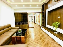 Hình ảnh Bán nhà Sài Đồng 120m 5 Tầng Gara Ô tô Thang Máy xịn Đường trước nhà Ô