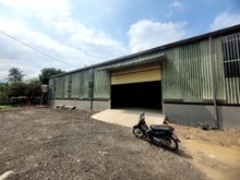 Hình ảnh Xưởng 1/ quốc Lộ 1A gần ngã tư ga DTSD 380m có văn phòng 28tr xe cont