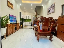Hình ảnh Gấp lắm rồi!! chị hòa bán nhà lai xá gấp, rộng thoáng _ 33m2 x 5t giá