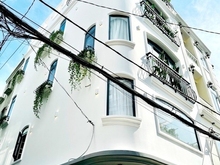 Hình ảnh Bán nhà lô góc BÙI ĐÌNH TÚY, 5m x 11m 4 tầng 4 phòng ngủ, cách HXH 20m