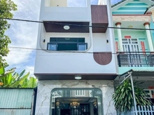Hình ảnh Ra gấp nhà ngộp bank Thống Nhất Gò Vấp DT 60,55m2 giá 2 tỷ 300tr SHR