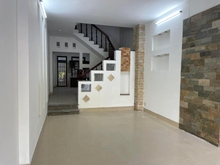 Hình ảnh Cho thuê căn nhà MT  Nguyễn Hoàng, P An Phú, DT 80m2 có hầm Chỉ 35 Tr