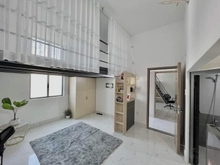 Hình ảnh Duplex cao 2m ngay Hòa bình- Gần Đầm sen . Full nội thất thoáng mát