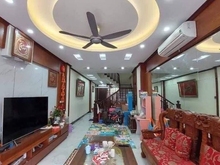 Hình ảnh Bán gấp nhà phố Mễ Trì 62m2 giá giật mình