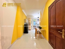 Hình ảnh STUDIO cửa sổ trời lớn tách bếp