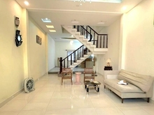 Hình ảnh Vip Ngay Ngã Tư  Hàng Xanh, 94m2, Dân Trí Cao, 3 Tầng, HXH, Hơn 11 Tỷ