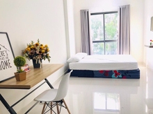 Hình ảnh CHo thuê phòng studio cửa sổ mặt tiền, đủ nội thất ở gần Lotte Q7