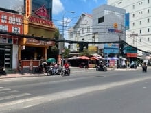 Hình ảnh Bán nhà 4 lầu mặt tiền đường Phạm Hùng, Phường 5, Quận 8. Ngang 5 mét