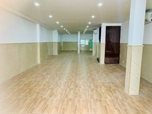 Hình ảnh Cho thuê nhà HXT Nguyễn Hữu Cảnh cặp vách Vinhome Tân Cảng