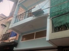 Hình ảnh Cho thuê nhà hẻm xe hơi Cao Đạt 2 phòng + 2wc, 1 lững 2 lầu Quận 5