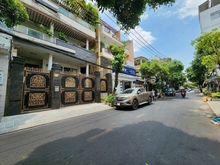Hình ảnh Bán nhà Mặt Tiền Mê Linh. P22. Bình Thanh.  DT: 4 x 22m. 4 lầu.