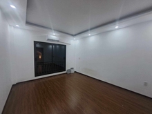 Hình ảnh Hào Nam NHÀ ĐẸP- Ngõ thông tứ phía - xó sân để xe 10 XE MÁY 33m 6.9tỷ
