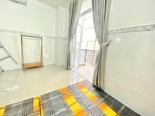 Hình ảnh Cho thuê CHDV diện tích lớn ban công thoáng mát ngay trục Đỗ Xuân Hợp