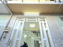 Hình ảnh Chính chủ cần bán nhà riêng đường Cô Bắc, Quận 1 giá 1 tỷ 650. LH LY