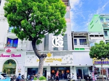 Hình ảnh Cho Thuê Mặt Tiền 715-717-719 Đường 3 Tháng 2, Quận 10, DT 14x20m