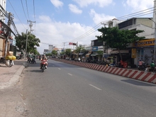 Hình ảnh Nhà đẹp, vị trí tốt, Huỳnh Tấn Phát, DT 58 m2, ngang bề thế, hơn 3 tỷ.