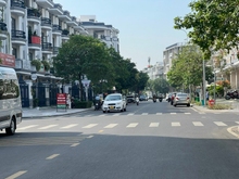 Hình ảnh Vị trí đẹp - Phố Thương mại Vạn Phúc City (7mx21m - 5 tầng) giá 27ty