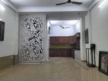 Hình ảnh Bán nhà Hoàng Hoa Thám ĐỨNG NHÀ NHÌN RA PHỐ Ô CHỜ THANG MÁY 41m 8.9tỷ