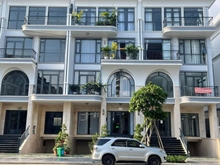 Hình ảnh Bán Nhà Phố [ DT 9m x21m ] KĐT Vạn Phúc city Tp Thủ Đức giá 31 tỷ