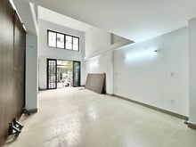 Hình ảnh Cho thuê nhà nguyên căn giá rẻ đường Nguyễn Quang Bích, Quận Tân Bình