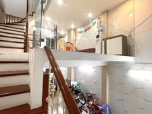 Hình ảnh Bán nhà Ngõ Quỳnh, Hai Bà Trưng 56m2, 4 tầng, MT 4.1m. giá 7.7tỷ.