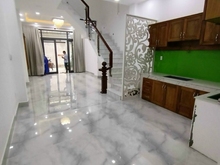 Hình ảnh Cho thuê nhà nhà NC HXH gần chợ Thủ Đức P. Trường Thọ./80M2*2T/4PN/4WC