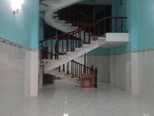 Hình ảnh Cần cho thuê nhà 1 trệt 1 lửng 3 lầu 12tr/th Đường 275 đường xe hơi