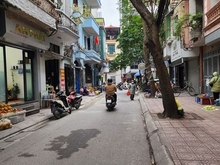 Hình ảnh Lô góc ô tô tránh vỉa hè KD sầm uất Ba Đình 6T thang máy giá 14,6tỷ.